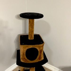 Go Pet Club cat tree